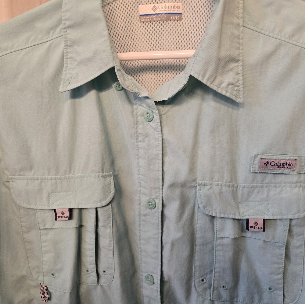 XL Women's Columbia Mint PFG Shirt